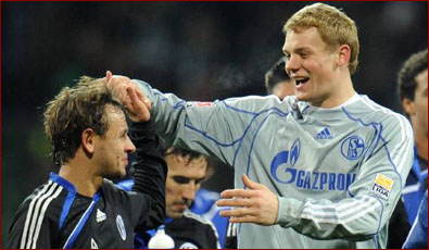 英超赛场上 英超赛场上